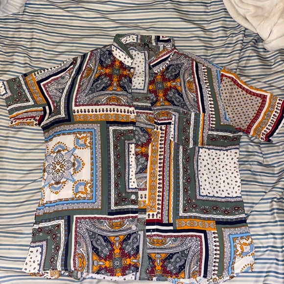SUMMER CRAZY PATTERN button up - Picture 1 of 1
